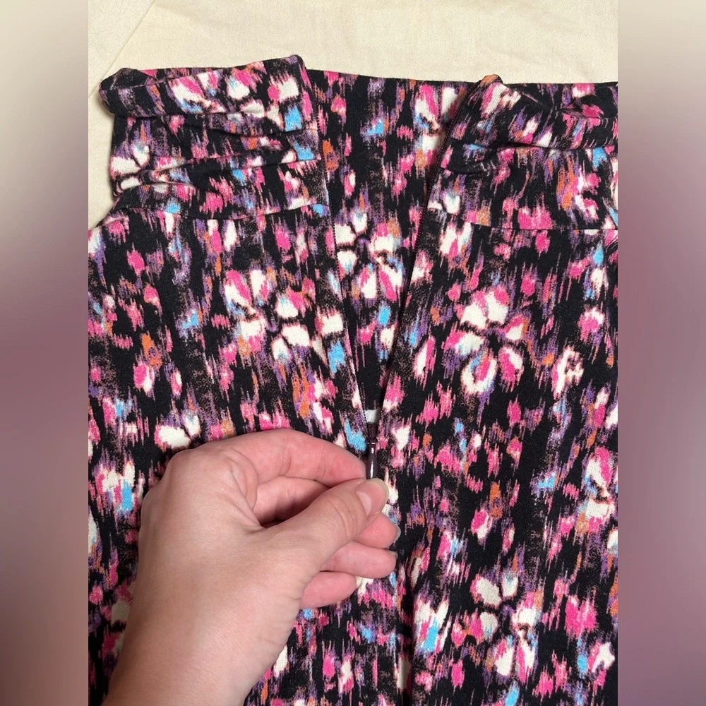 Isabel Marant Étoile
Isabel Marant Étoile Lou Ruched Long Sleeve Turtleneck - Picture 15 of 15